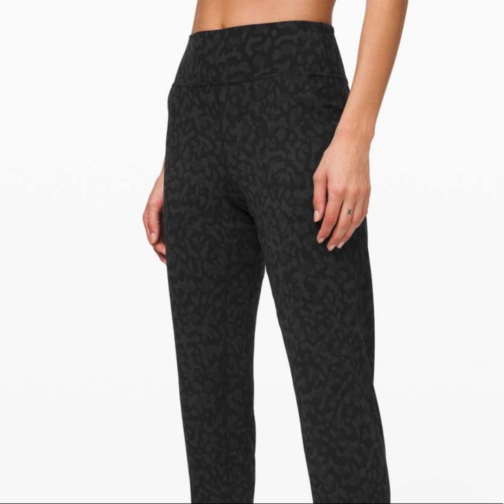 Lululemon Align 28” Formation Deep Camo Joggers
